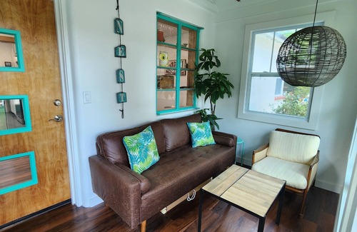 Gainesville Cabaña | Cozy retreat near UF, downtown, Shands, and the Gainesville Airport