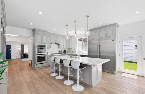 Studio City Villa | Cozy Retreat Nearby Universal Studio with private Casita & Pool