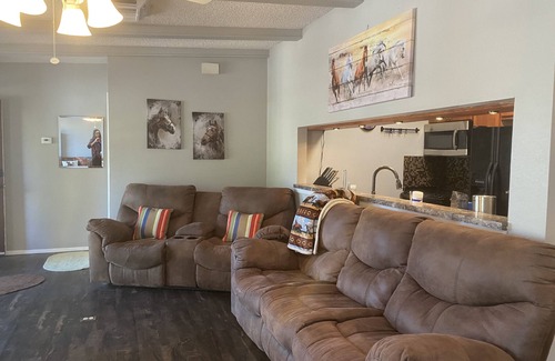 Alto Condominio | Cozy retreat nestled in the pines, close to outdoor activities, Spencer Theater!