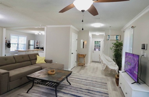 Theodore Casa | Cozy retreat offers the perfect blend of Southern Charm and modern convenience