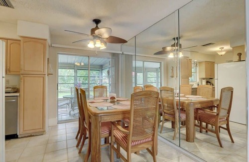 Bonita Springs Casa | Cozy Retreat: Privacy & Outdoor Charm