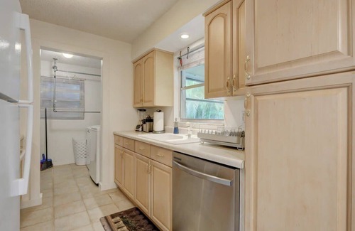 Bonita Springs Casa | Cozy Retreat: Privacy & Outdoor Charm