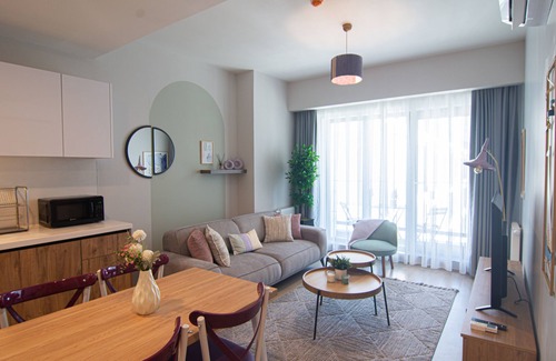 Esenyurt Apartamento | Cozy Retreat: Stylish 1BR Apt