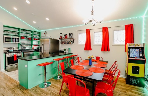 Wheat Ridge Casa | Cozy Retreat w/ Hot Tub, PS5, Arcade Games