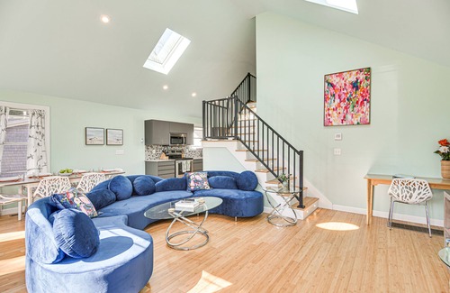 North Kingstown Cabaña | Cozy Rhode Island Retreat w/ Yard, Near Beaches!
