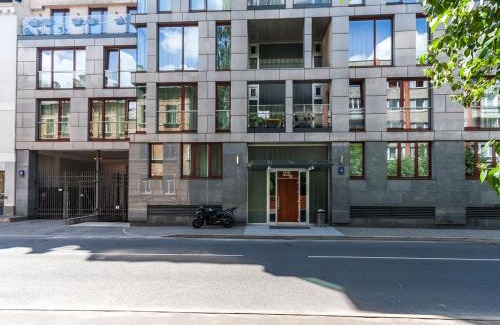 Agenskalns Apartamento | Cozy river-side apartment right in Riga