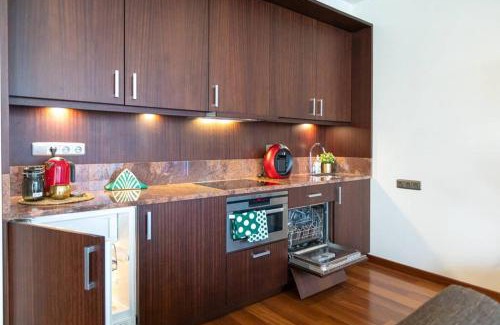 Agenskalns Apartamento | Cozy river-side apartment right in Riga