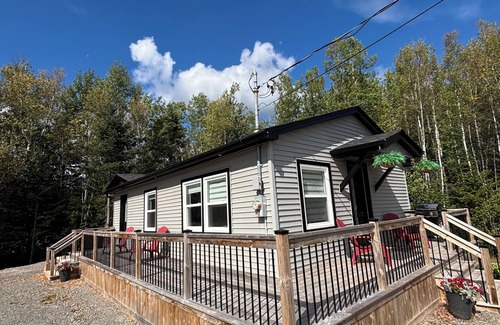 Sainte-Anne-de-Kent Casa | Cozy river view getaway along the Cocagne River.