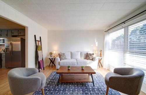 Belmont Historic District Casa | Cozy Riverside Cottage Fully Updated Quiet 3 beds
