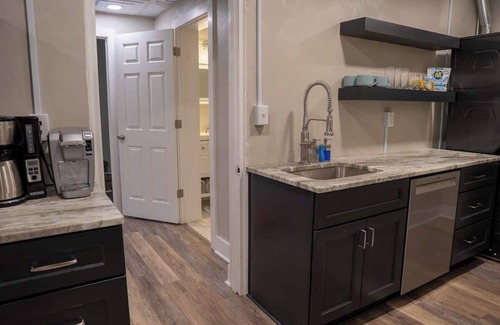 Roanoke Apartamento | Cozy Roanoke Retreat: Quiet & Convenient Stay