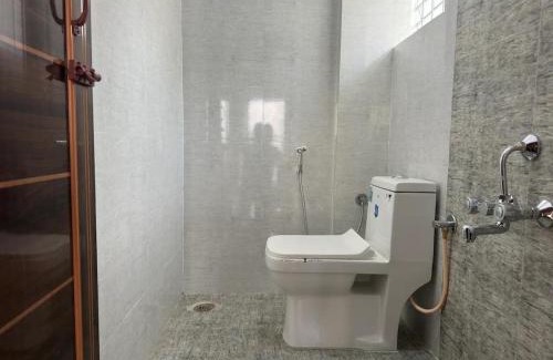 Electronics City Apartamento | Cozy Room 1Bhk with Lift 102