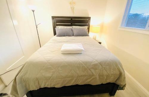 Ontario Casa | Cozy Room Close To Airport