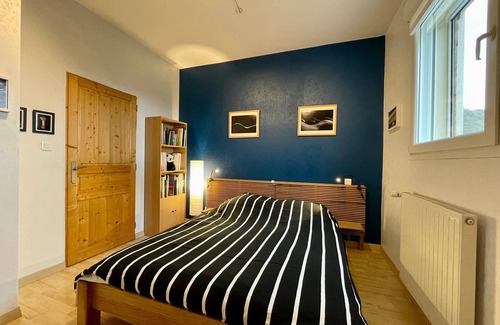 Saint-Germain-Laprade Cama Y Desayuno | Habitación acogedora con terraza y jardín cerca de Puy-en-Velay