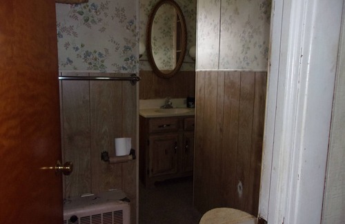 Massena Cama Y Desayuno | Cozy room in central location! Great for couples or solo travelers!