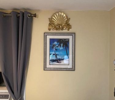Airport Township Casa | Cozy room near Airport & Highway