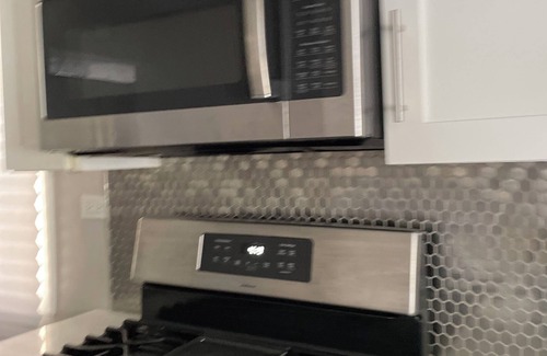 Washington Heights Casa | Cozy Room Near Indiana-Book Now for an Unforgettable Stay!