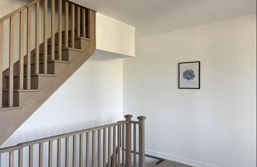Lawrence Heights Casa | Cozy Room near Yorkdale