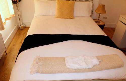 Lower Edmonton Apartamento | cozy rooms or entire Townhouse in London, close to Tottenham Hotspur Stadium