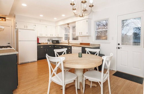 Bloomington Casa | Cozy, Roomy Ranch near IU Stadiums