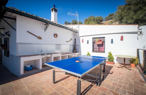 Almogia Cabaña | Casa rural acogedora con piscina y barbacoa en plena naturaleza.