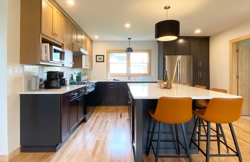Leland Casa | Cozy rural retreat in fully updated, small-town farmhouse