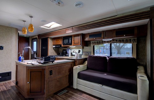 Liberty City Casa | Cozy RV Camper 15 minute short drive to the beautiful Miami Beach and downtown