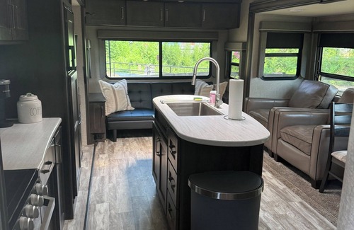 Columbus Casa | Cozy RV in Cool Columbus with AC