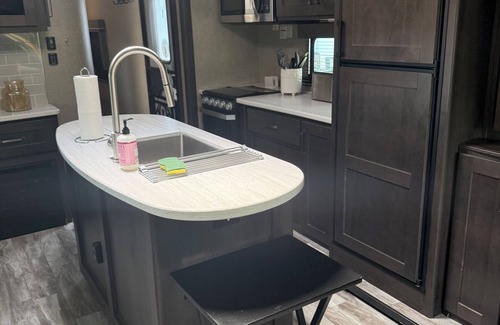 Columbus Casa | Cozy RV in Cool Columbus with AC