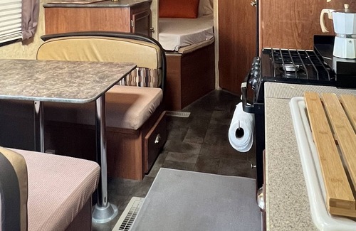 Paradise Casa | Cozy rv near everything !