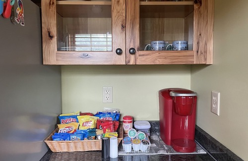 Middlebury Center Apartamento | Cozy Sand Rd. Apartment next to Tioga State Forest Close to Grand Canyon of Pa