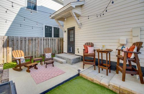 Thomas Square Apartamento | Cozy Savannah Vacation Rental with Fenced Courtyard!