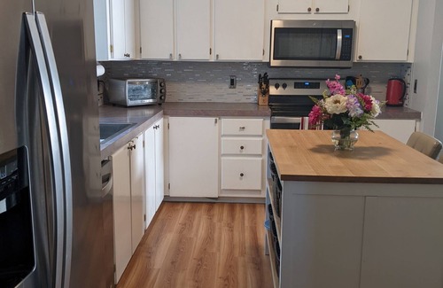 Forks Casa | COZY & Secluded Getaway - Newly Remodeled - Perfect Location!!