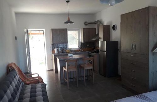 Fournadhos Casa | Cozy secluded studio with panoramic view