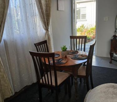 Cape Town Apartamento | Cozy, self-catering Garden Flat