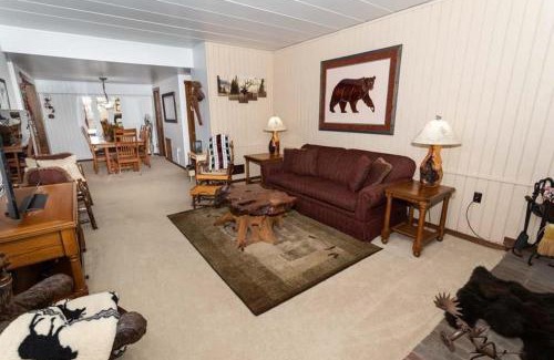 Seven Springs Apartamento | Cozy Seven Springs 1 Bedroom Condo with Private Deck condo