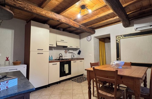 Camaiore Casa | Cozy Shelter in Casoli di Camaiore, Elanor