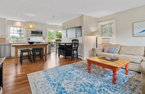 Guilford Casa | Cozy Shoreline home a short walk from downtown Guilford