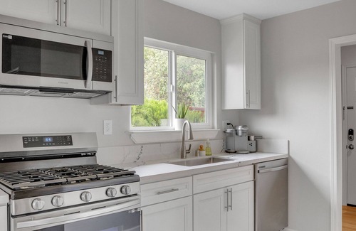 Lincoln Acres Casa | Cozy, Single Bedroom, Detached Guest House