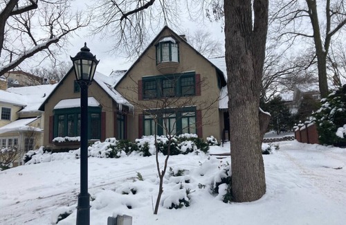 Cedar-Isles-Dean Casa | Cozy Single-family home