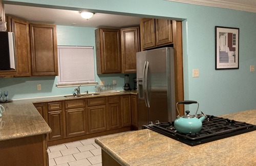 Fairgrounds Casa | Cozy single family house with all the comfortable amenity downtown New Orleans.