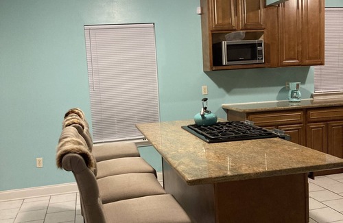 Fairgrounds Casa | Cozy single family house with all the comfortable amenity downtown New Orleans.