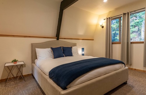Olympic Valley Cabina | Cozy Ski Cabin in Alpine Meadows