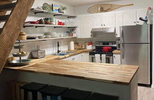 Rutland Condominio | Cozy Ski Condo with loft on Big White Mountain,