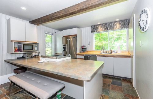 Mont-Tremblant Chalet De Esquí | Cozy Ski-In Ski-Out Chalet, just a 5 minute walk from the Tremblant Village!