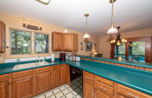Townsend Casa | Cozy Smoky Mountain view and golf escape near Cades Cove
