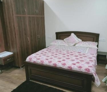 Deoghat Apartamento | Cozy Solan Apartment with Stunning Views