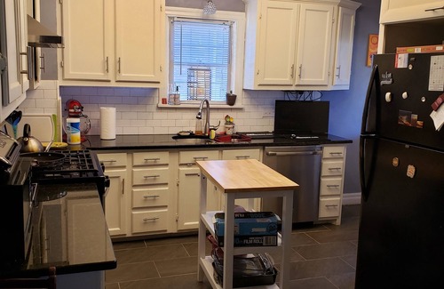 Central Oklahoma City Casa | Cozy Solar Urban Home central Okc (mins from State Fair Grounds and downtown)