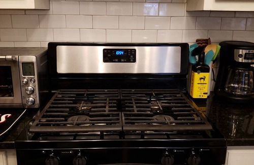 Central Oklahoma City Casa | Cozy Solar Urban Home central Okc (mins from State Fair Grounds and downtown)