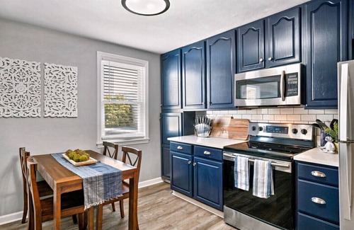 South Side Flats Condominio | Cozy Southside Pitt home w/ Pool Table +Yard