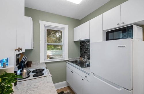 Virginia Park Apartamento | Cozy Space, 5beds w/Free Parking, Near Raymond James Stadium & Amalie Arena